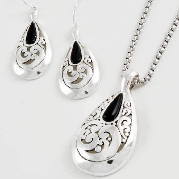 Black & Silver Teardrop Set - Picture 2 of 2